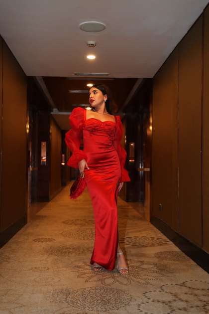 Lea Clothing Co Sweetheart Neck Satin Sheath Maxi